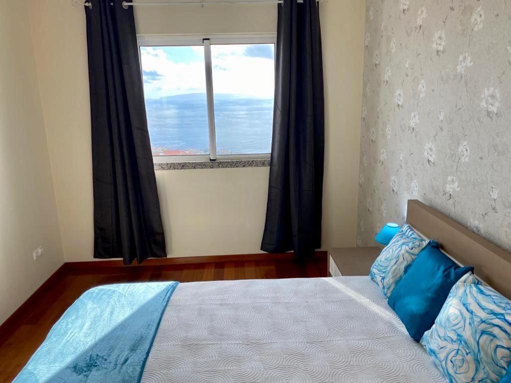 Penthouse With Sea View Apartament