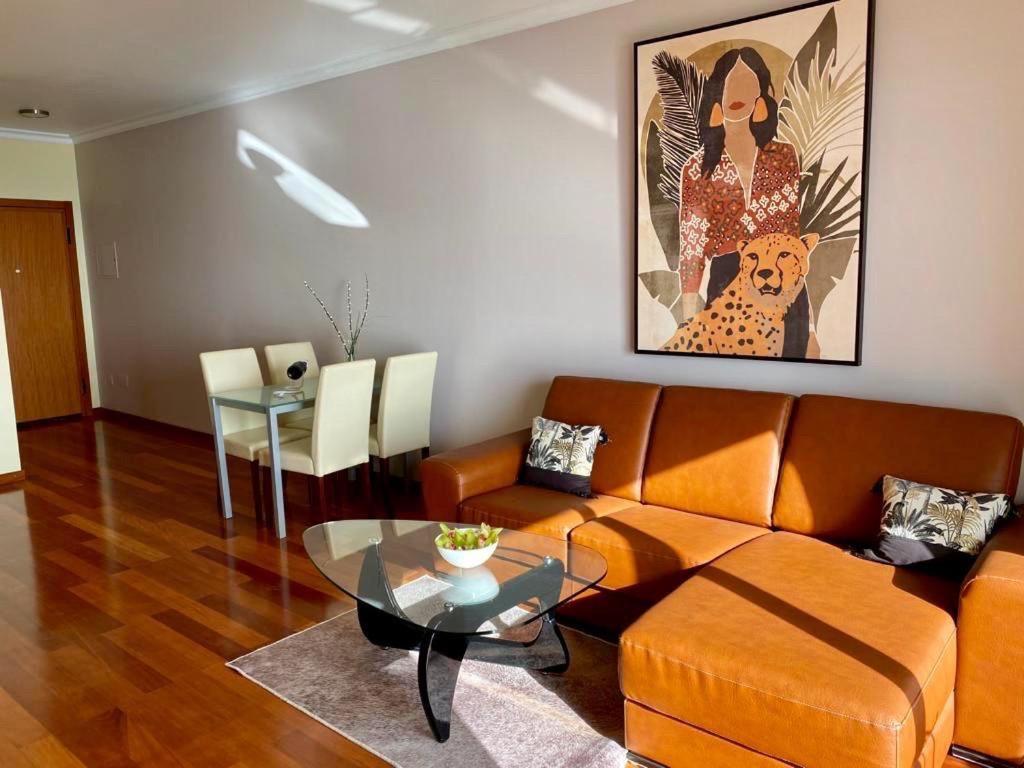 Penthouse With Sea View Apartament *